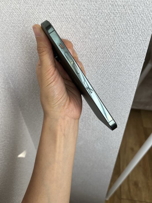 Продам iphone 13 pro