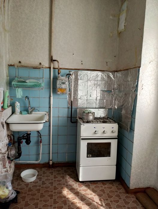 Сдаю 1 комнатную квартиру на длительный срок.