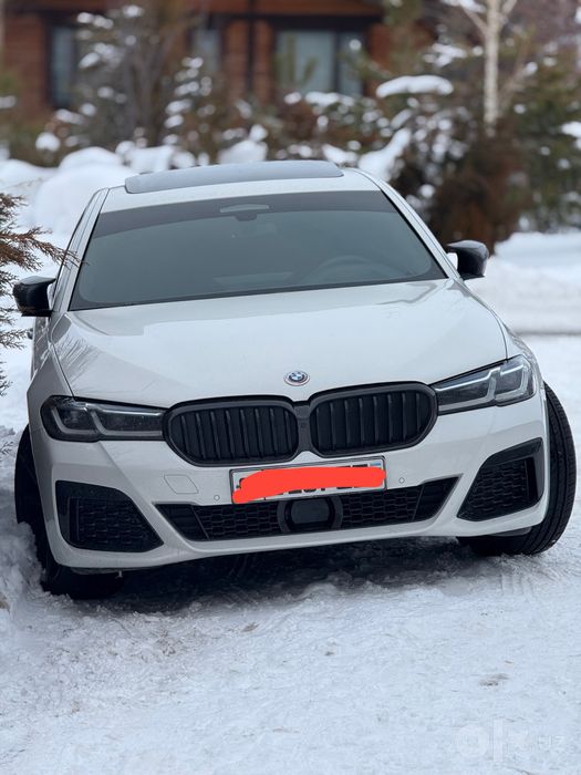 BMW 5 Seria G30 530E sotiladi ulgurib qolila