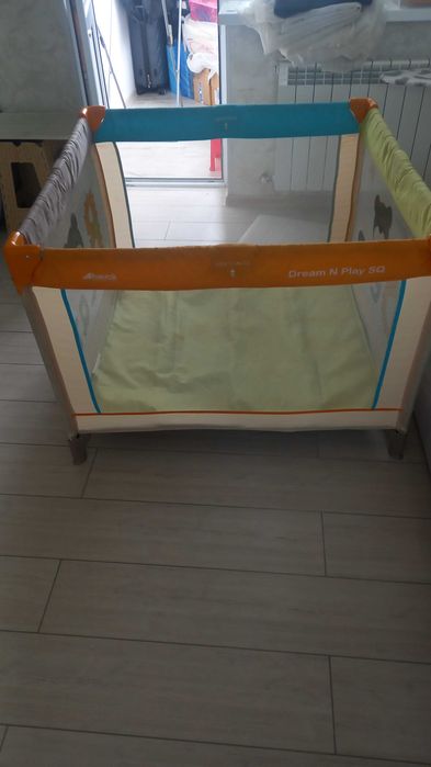 Игровой детский манеж Hauck