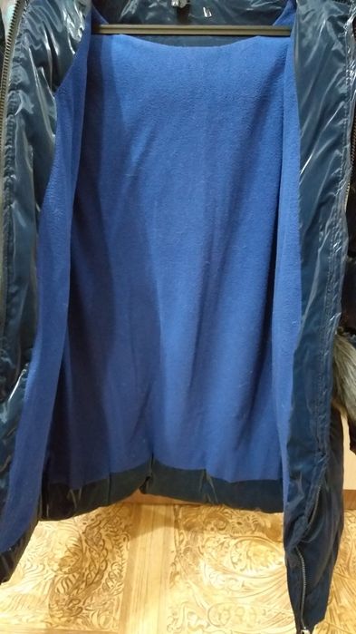 Продам зимний пуховик