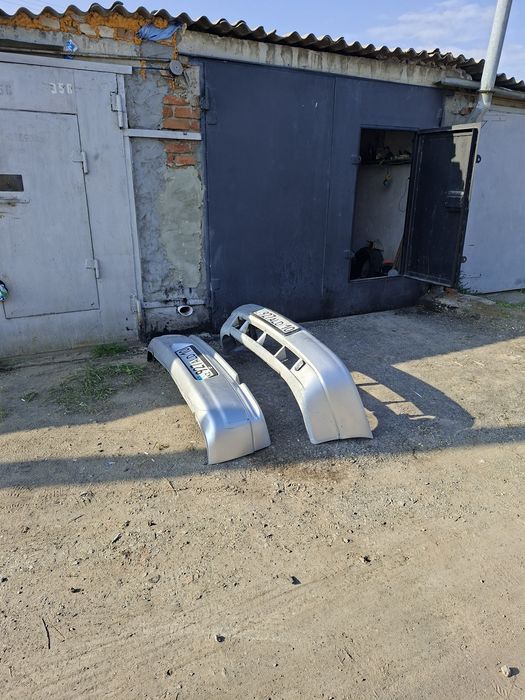 Бампер на 12 10.