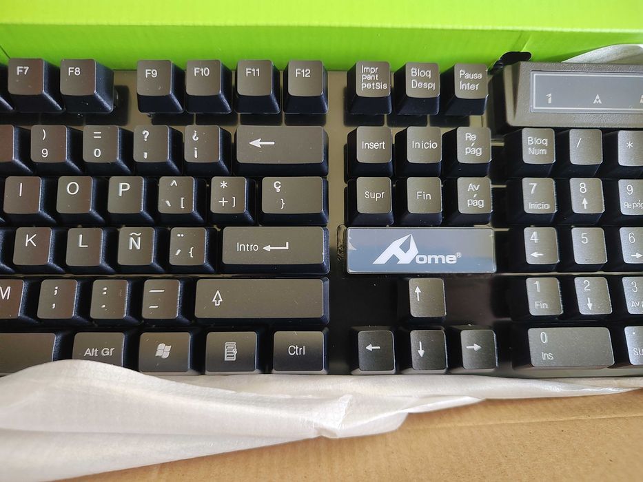 Tastatura USB  PC - noua