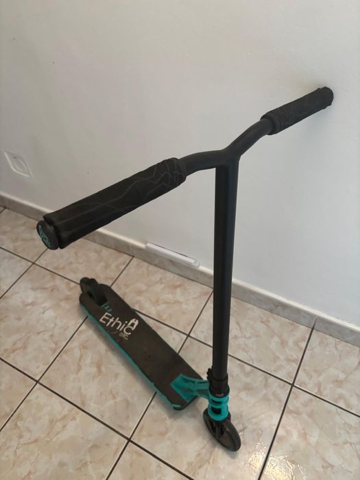 Trotineta mgp mgx editie limitata