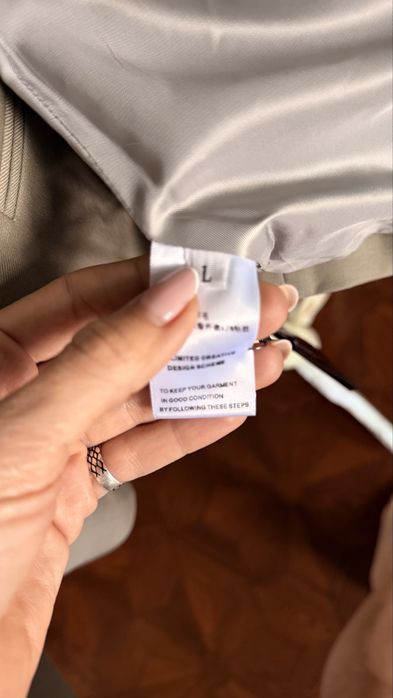 Продам новый костюм