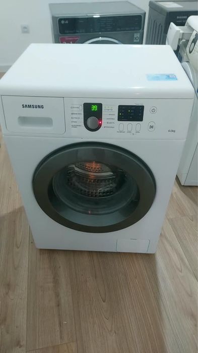 Продается стиральная машина
