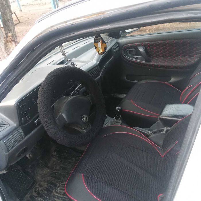 Нексия сотилади  2005