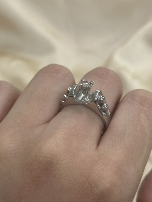 Золотой комплект с бриллантами