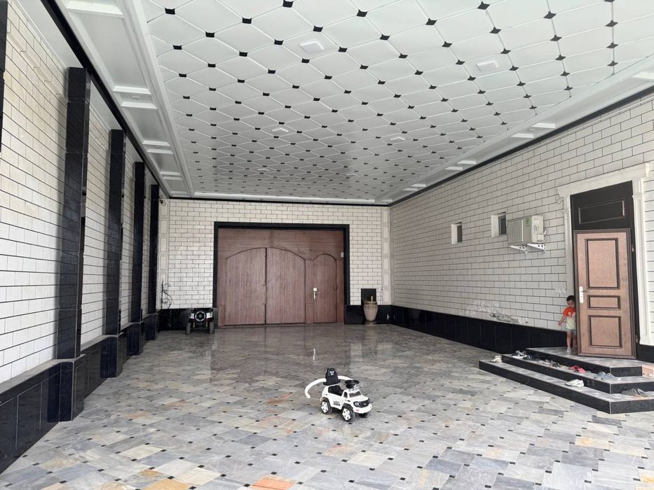 Navoiy viloyati Karmana Varq-1 dan kottej sotiladi. 6 sotix. 4 xonali