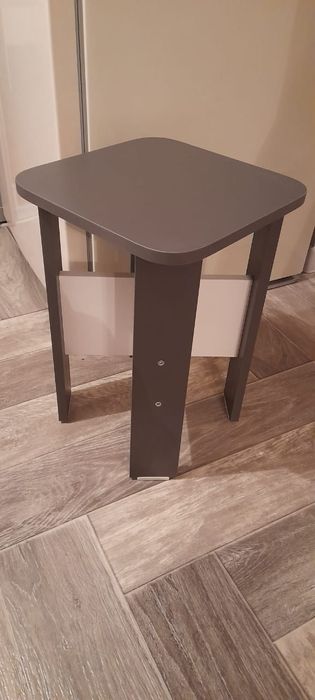 Продам угловую вешалку Б/У