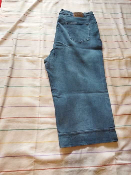 Продам женские бриджи