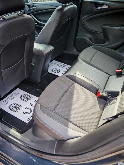 Opel Astra Innovation/portbagaj electric/line assist/brake assist