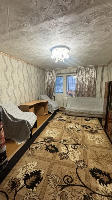 Продам квартиру на 4 РАЙОНЕ