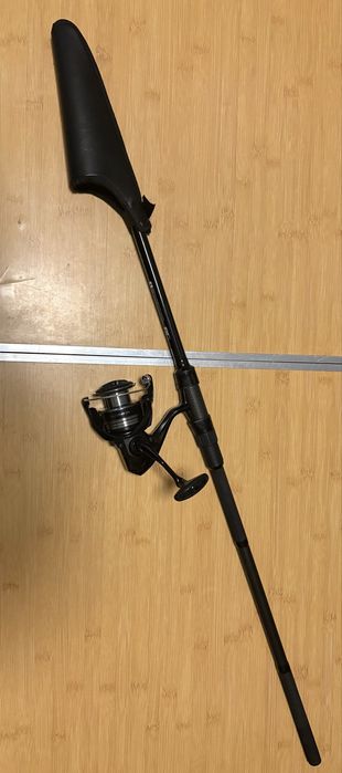 Mulineta Shimano Aero BB C5000 + lanseta Daiwa Black Widow