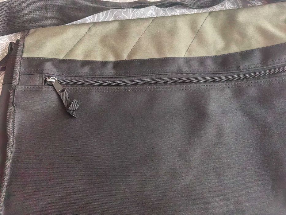 Оригинална чанта Daniel Ray