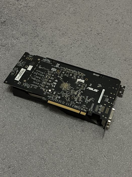 ASUS Radeon RX570 4GB VRAM