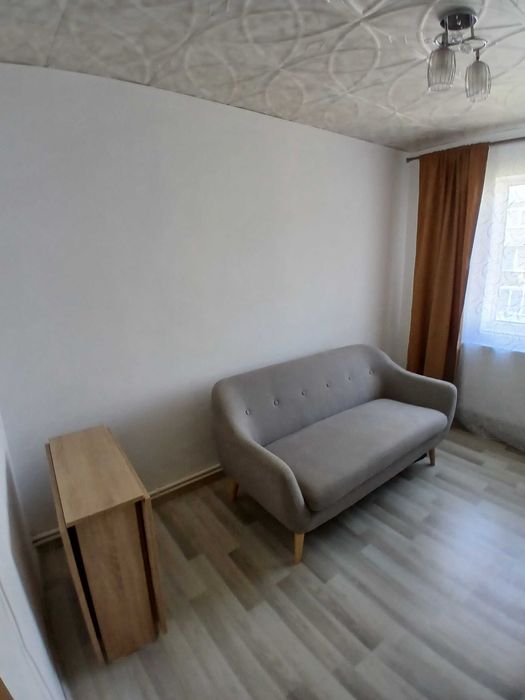 Vand apartament cu 2 camere in Vulcan