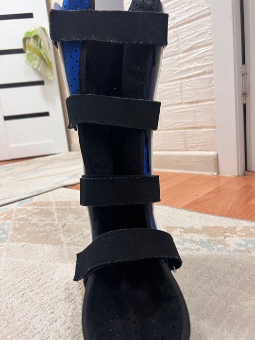 Ортез сол аяққа.