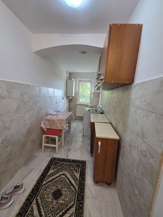 Închiriez apartament 2 camere Dorobanți  colt cu calea Galați