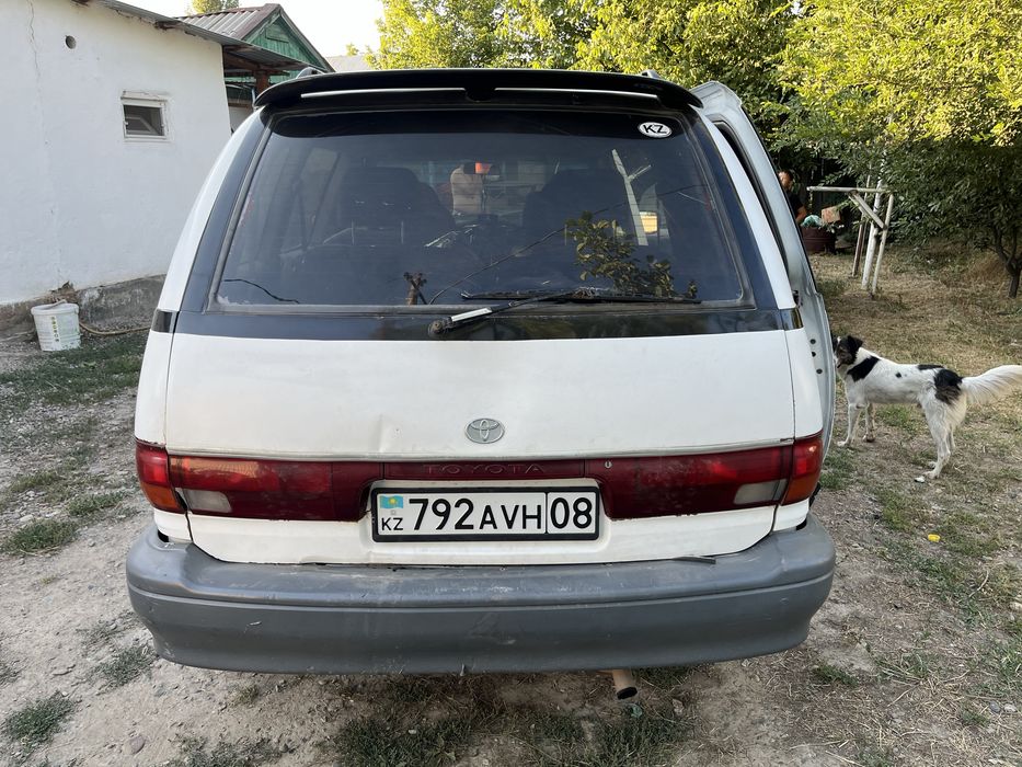 Продам тайота преаия 1992