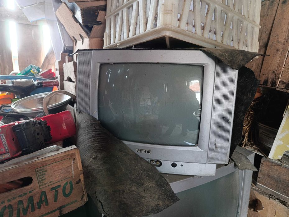 Лот телевизори с кинескоп