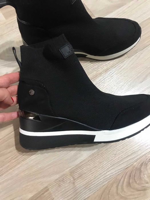 Ghete sneakers XTI the red touch