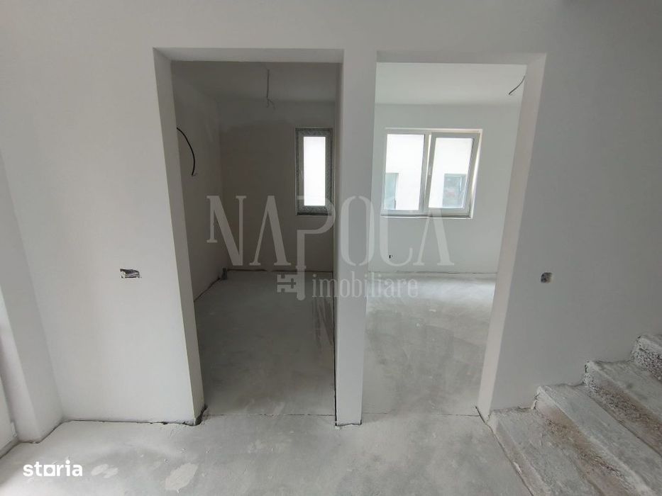 Casa 5 camere de vanzare in Dezmir