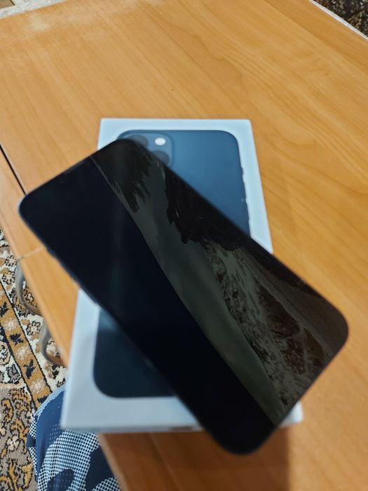 Продам обмен iPhone 13