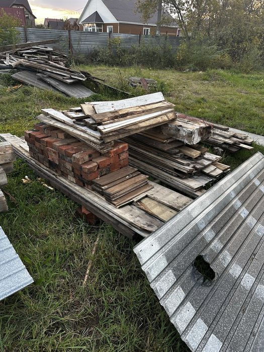 Продам строй материал из под бани