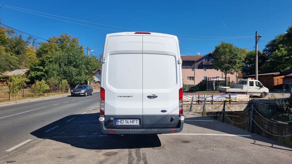 FORD Transit 2019 — imagine 3