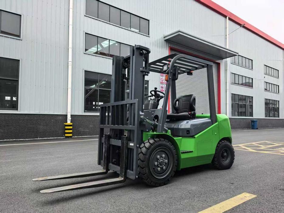 Услуги кары. Аренда кары. Заказать кара. Вилочный погрузчик