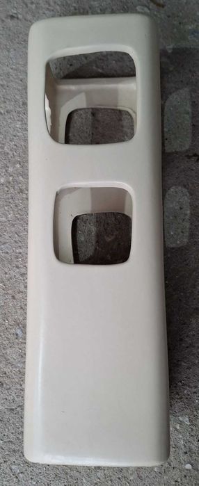 Стилна ваза за живи или изкуствени цветя