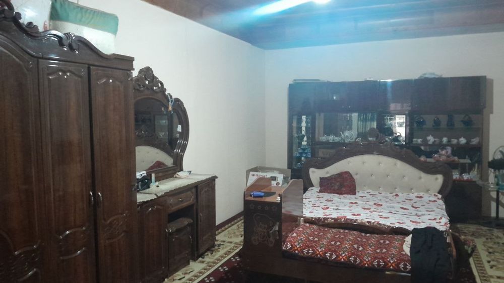 Keles gʻiyos Umarovdan yer hisobida uy sotiladi