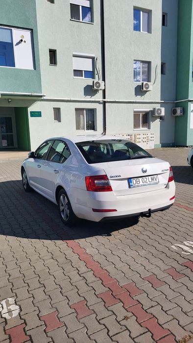 Skoda octavia 3 2013 1.6 TDI CLHA
