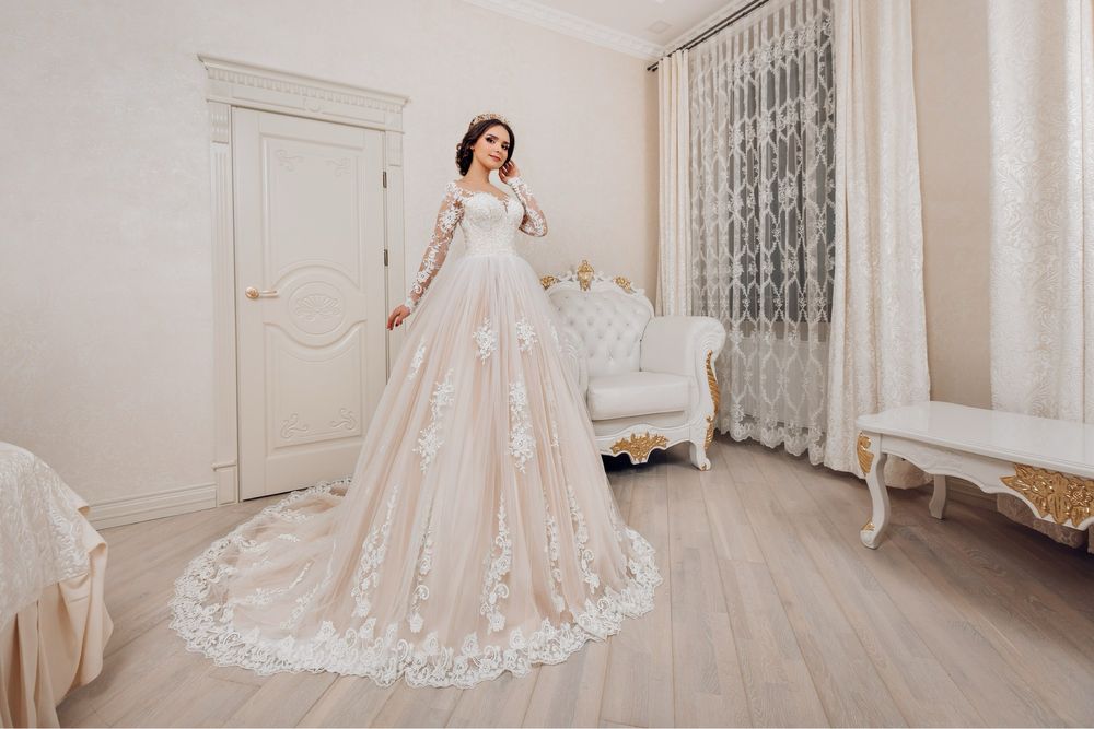 Свадебное платье