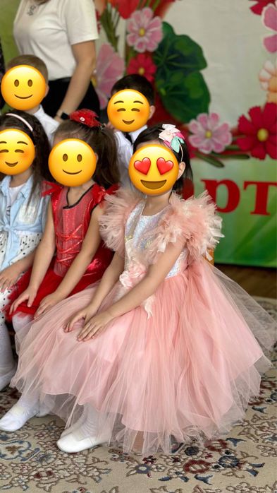 Продаю платье на утренник