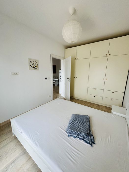 Închiriez apartament 2 camere + loc parcare, Adora Park