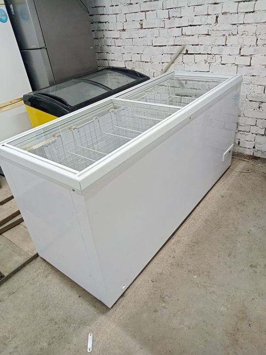 Продам морозильник
