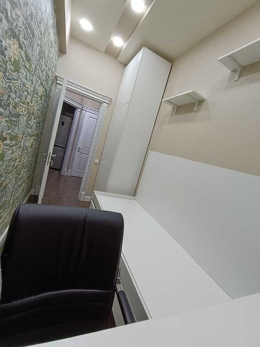 Аренда  3/1/5, новостройка за Паркентским рынком. Есть гаражное место.