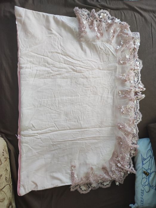 Продам конверт на выписку