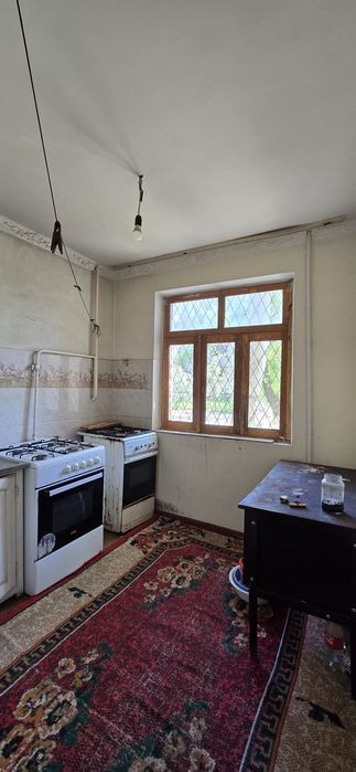 Продаётся 2 комнатная 1 этаж Рудаки