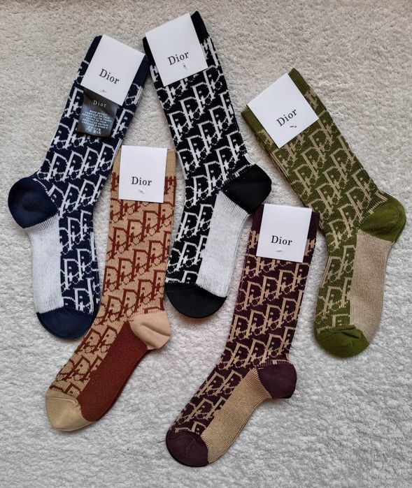 Дамски чорапи различни цветове