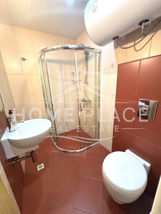 ТРИСТАЕН апартамент под нам - Цветен квартал