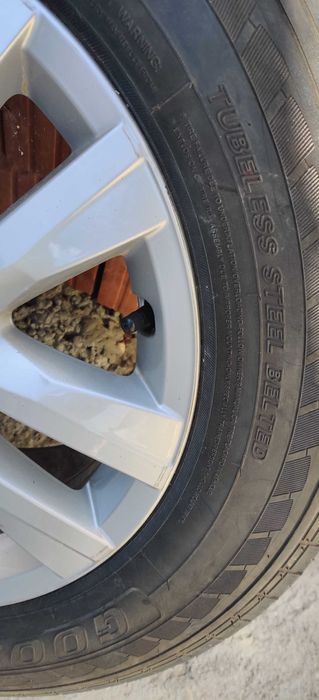 Janta cu cauciuc Volkswagen  T6/T5 Caravelle
