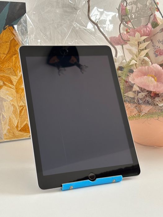 iPad Generația a5-a Grey 32GB , 92% Battery Health