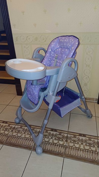 Стул для кормления