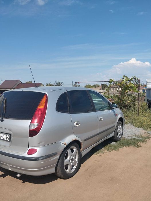 Продам легковой автомобиль