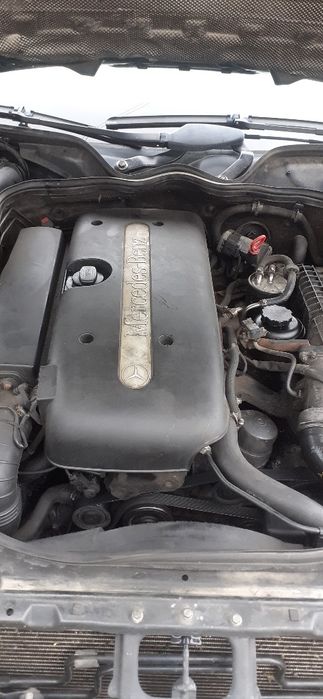Motor Mercedes E 270 cdi