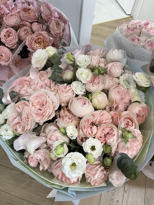 Продаю Букеты Срочно