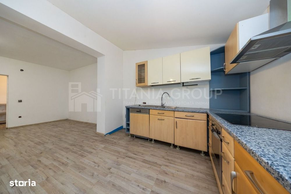 Casă cu teren 2.200 mp și deschidere la DN13 | Zonă mixtă | Brașov, St